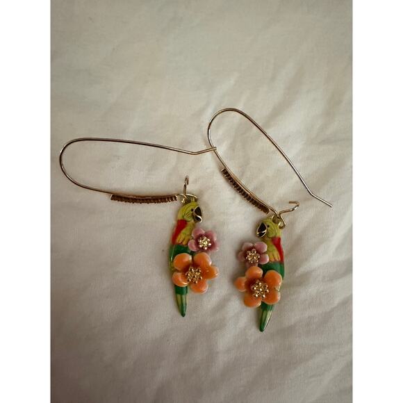 Betsey Johnson Parrot Earrings, NWOT - Picture 1 of 2